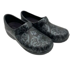 Crocs Women's Neria Pro II Graphic Clog Nurse‎ Black Floral Rose Pattern